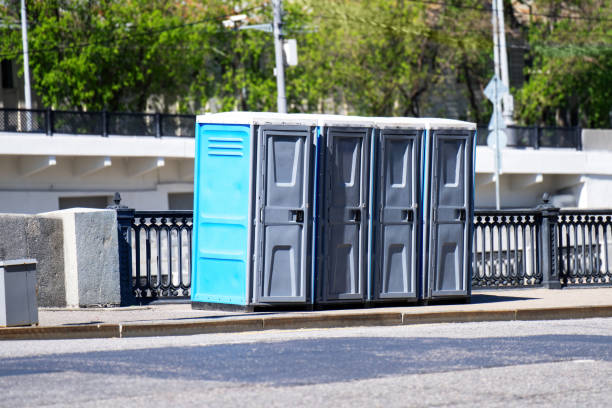 Portable Toilet Options We Offer in Stockdale, TX